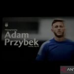 Persib Rekrut Kiper Adam Przybek sebagai Pengganti Mendoza