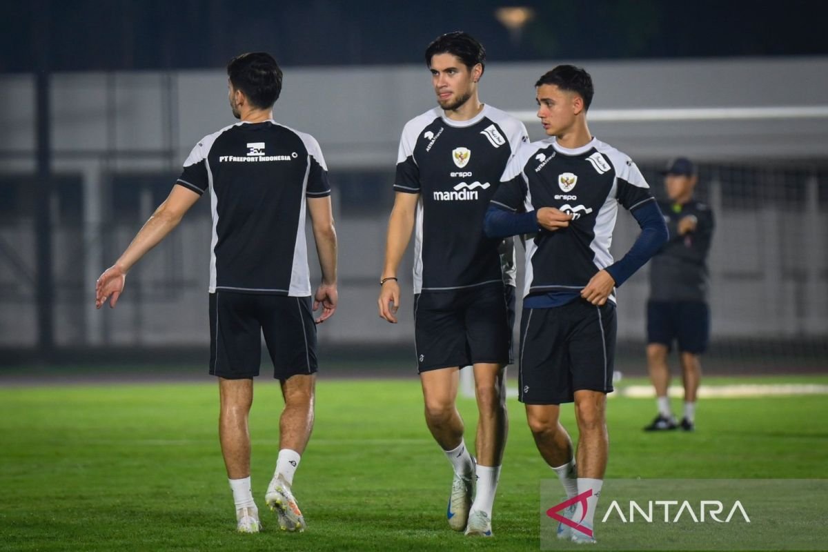 Media Belanda Mengabarkan Eliano Reijnders Bergabung dengan Persib Bandung