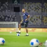 Menantang Saudi dan Irak: Kluivert Harapkan Timnas Indonesia Tampil Sempurna Menantang Saudi dan Irak: Kluivert Harapkan Timnas Indonesia Tampil Sempurna